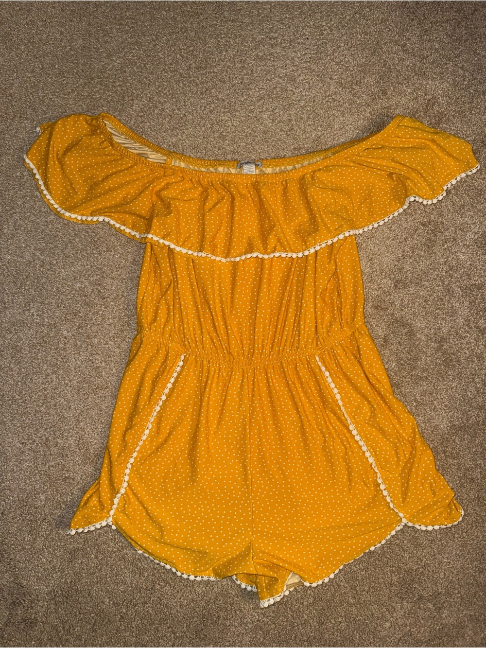 Women’s Yellow Polka Dot Off-Shoulder One-Piece Romper